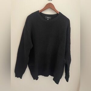 Forever 21 Men's Black Crewneck Sweater